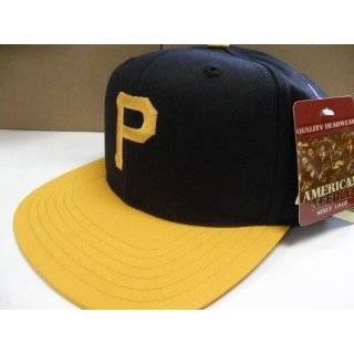 Pittsburgh Pirates 2 Tone Old School SNAPBACK Cap Retro