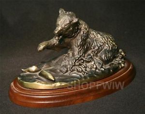 Avon Gallery Originals Grizzly Bear Figurine