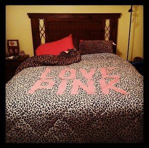 Victorias Secret "Love Pink" Black White Animal Print Full Queen Comforter