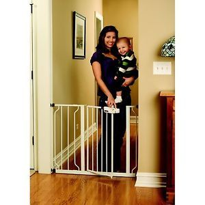 New Regalo White Easy Step Stair Walk Safety Security Gate Fence Baby Child Dog