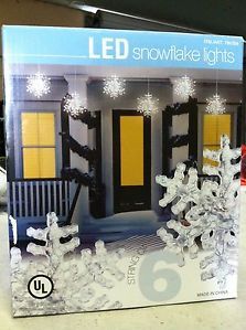 LED Snowflake Lights String of 6 Bright White Indoor Outdoor Christmas Lights