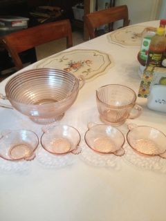 Pink Depression Glass Bowls meas Cup