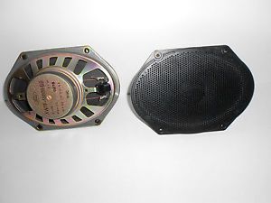 Set of Two Ford 5x8 Automotive Speakers XW7F 18808 BB 25 Watt 4 Ohm w Grilles