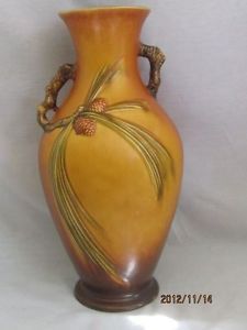 Roseville Pottery 807 15 Pinecone Vase