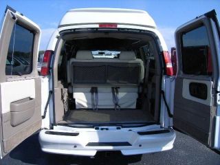 2008 Chevy Express G1500 Explorer Limited SE 7 Passenger Hightop Conversion Van