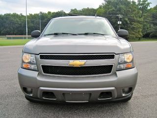 2007 Chevy Suburban LS Two Wheel Drive 133K Miles Gray Clean Carfax
