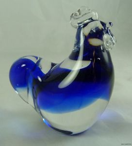 Vintage Cobalt Blue Art Glass Rooster Figurine or Paperweight Paper Weight
