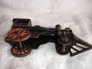 Antique Vintage Cast Iron Steam Locomotive Train Engine Pull Toy