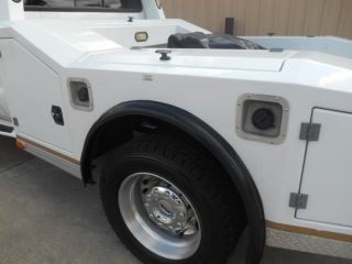 2006 Ford F550 Crew Cab 4x4 Western Hauler Chariot Conversion