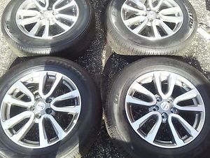 2013 Nissan Pathfinder Factory 18' Wheels and Tires Toyo 235 65 189