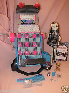 Monster High Frankie Stein Doll Bed Pet Accessories Diary First Wave 2009