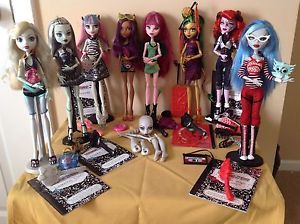 Monster High Dolls Lot Ghoulia Frankie Stain Lagoona Operetta Rochelle