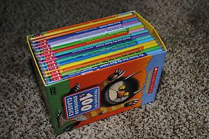 Scholastic Video Collection Treasury of 100 Storybook Classics Childrens Kids