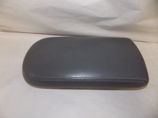 07 07 Ford Five Hundred 500 Arm Rest Center Console Lid 2007 1227