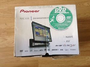 Pioneer AVIC X1R SAT Nav and in Car DVD Player  Player