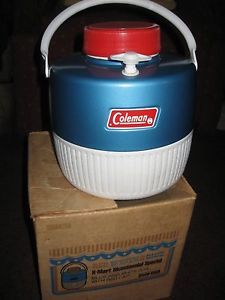 Vintage Coleman 1976 Snow Lite Blue 1 Gallon Water Jug w Box Lid Cup Cooler