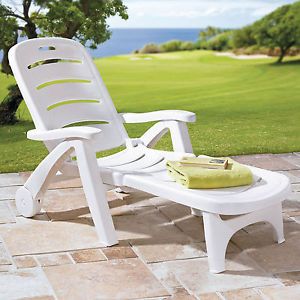 New White Resin Outdoor Lounger Lounge Chair Chaise Patio Pool Folding