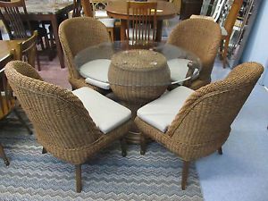 Kincaid American Journal Seagrass Glass Top Dining Table Wicker Chairs Set