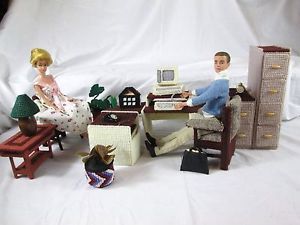 Plastic Canvas Barbie Doll Office Suite Furniture Set Completed