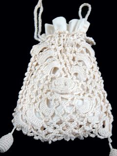Beautiful Vintage Creamy White Irish Crochet Lace Drawstring Purse