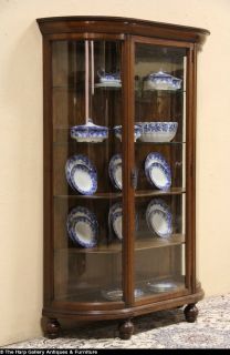 Curved Glass Oak 1900 Antique China or Curio Display Cabinet