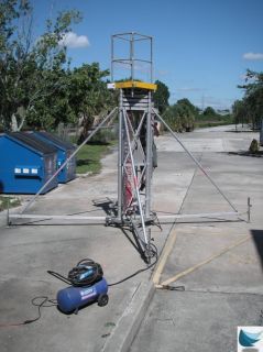 Up Right Scaffolds Air Lift Pnuematic Mast 250 lbs Basket Capacity Model 3036 07