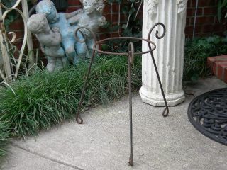 2 Old Rusty Metal Shabby Flower Plant Stands Curvy Chic