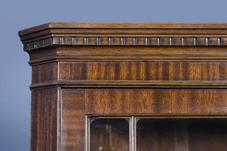 English Antique Style Flame Mahogany Corner Cabinet 