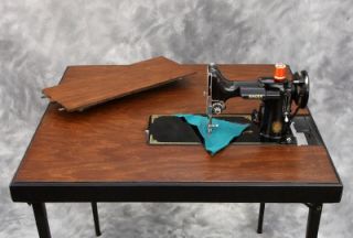 Singer Featherweight 221 Sewing Machine Folding Table