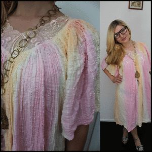 Vtg 70s Gauze Dress Boho Hippie Summer Pastels Pink Peach Lace Florals XL