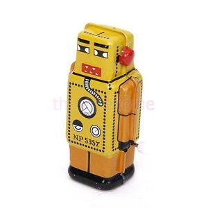 Cute Iron Yellow Wind Up Mini Robot Toy Model Gift for Kids Also for Collection