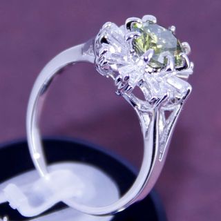 KK2977 Ring Size6 75 Jewelly Green Peridot Silver 18K White Gold Plated Jewelry