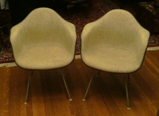 2 Herman Miller Eames Shell Chairs Upholstered Girard Fabric Hopsack Beige Gray