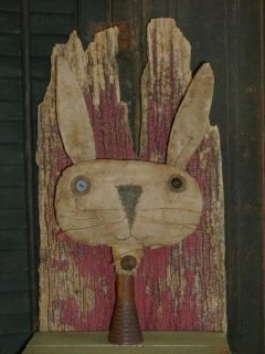 Primitive Wide Grungy Bunny Rabbit Make do Wooden Spool Ro's Cluttered Attic