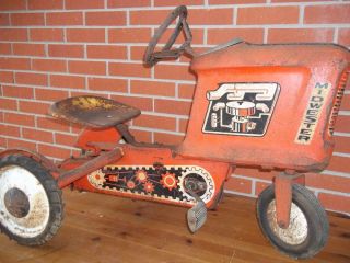 Midwester Pedal Tractor Orignal Condition Vintage Kids Pedal Toy