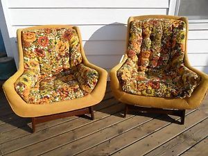 Mid Century Retro Vintage His and Hers Adrian Pearsall Style Lounge Chairs