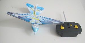 Remote Control Flying E Bird RC Toy for Kids RC Bird