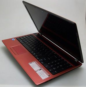 Acer Aspire 5742 7620 Laptop with Windows 7 Home Premium Webcam Red