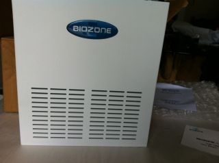 Biozone Food Service Air Purifier RS 500 Sanitizer for Medium Walk in Coolers