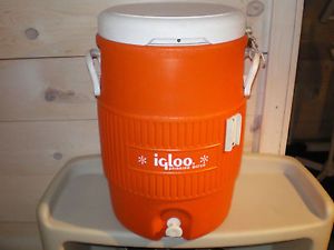 Igloo 5 Gallon Water Sports Drink Cooler
