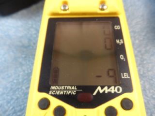Industrial Scientific M40 Multi Gas Monitor Set w Case Manual and Accessories