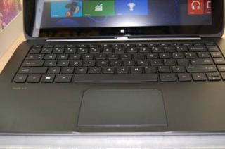 HP Split X2 Convertible 13 3" Touch Screen Laptop 4GB Intel i3 Mint Barely Used