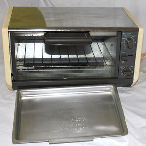 Black & Decker Home Convection 1500 Watts Toaster Oven TRO4075 on PopScreen