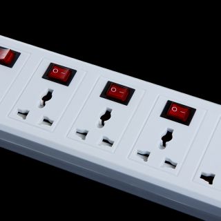 6 Universal Outlet USB Charger Port Power Strip Surge Protector Circuit Breaker