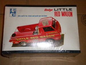 IMC Dodge Little Red Wagon w 426 Hemi Engine