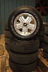 2013 Chevy Silverado Z71 4x4 1500 18" Alloy Wheels and Bridgestone Tires