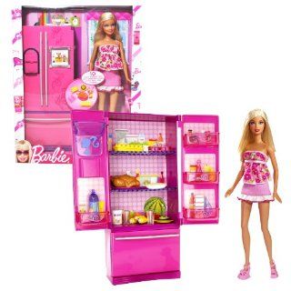 Mattel Year 2009 Barbie Fashionistas Series 12 Inch Doll Furniture Playset   Barbie with Refrigerator, Chicken on Plate, Carton of Eggs, Pudding on Plate, Corns, 3 bottle Containers and Hairbrush (P9138) Toys & Games