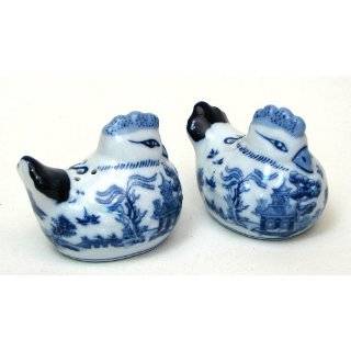 Blue Willow Style Ceramic Chicken Salt & Pepper Shakers